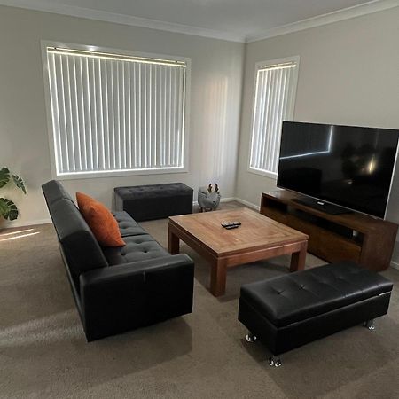 Schofields 4Br House For Whole Familyヴィラ エクステリア 写真