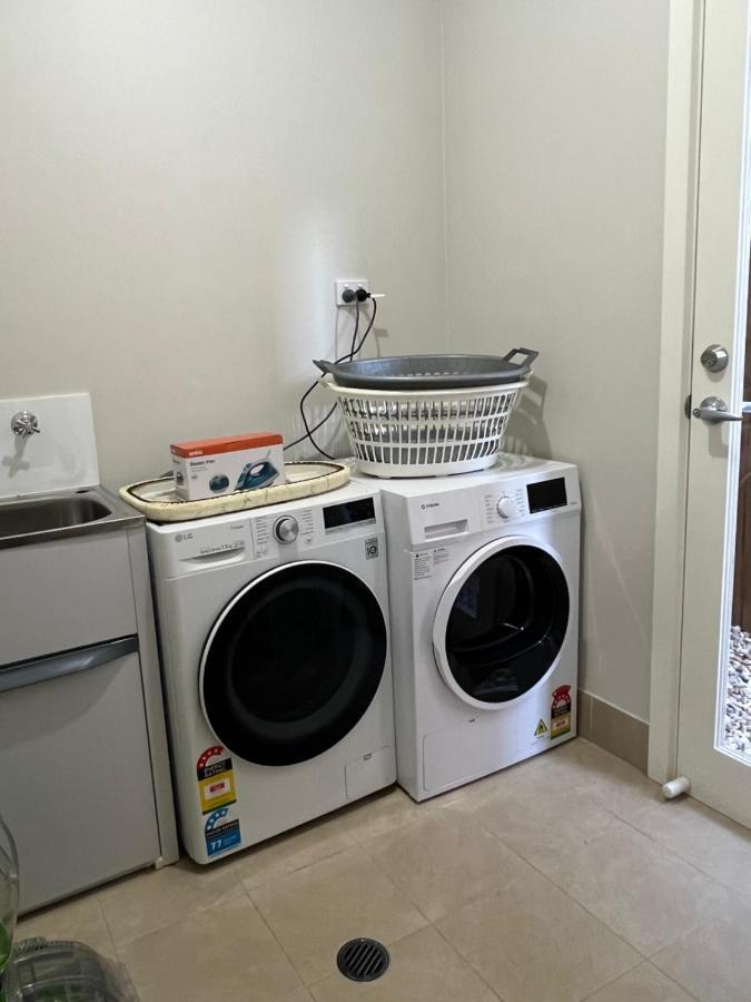 Schofields 4Br House For Whole Familyヴィラ エクステリア 写真